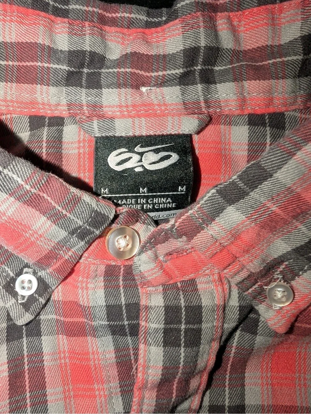 Vintage Nike 6.0 button up shirt Flannel Red Black Plaid Medium